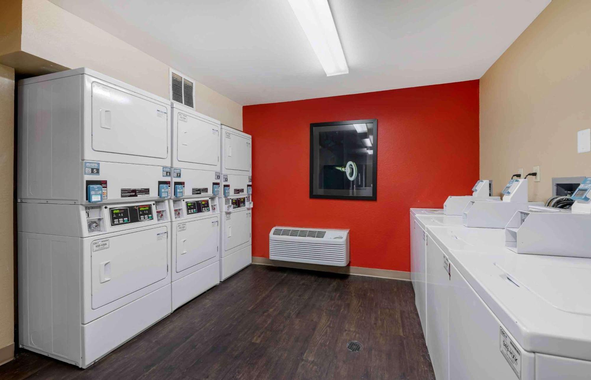 Extended Stay America Select Suites - Orlando - Conven Ctr - Sports Complex Williamsburg Zewnętrze zdjęcie