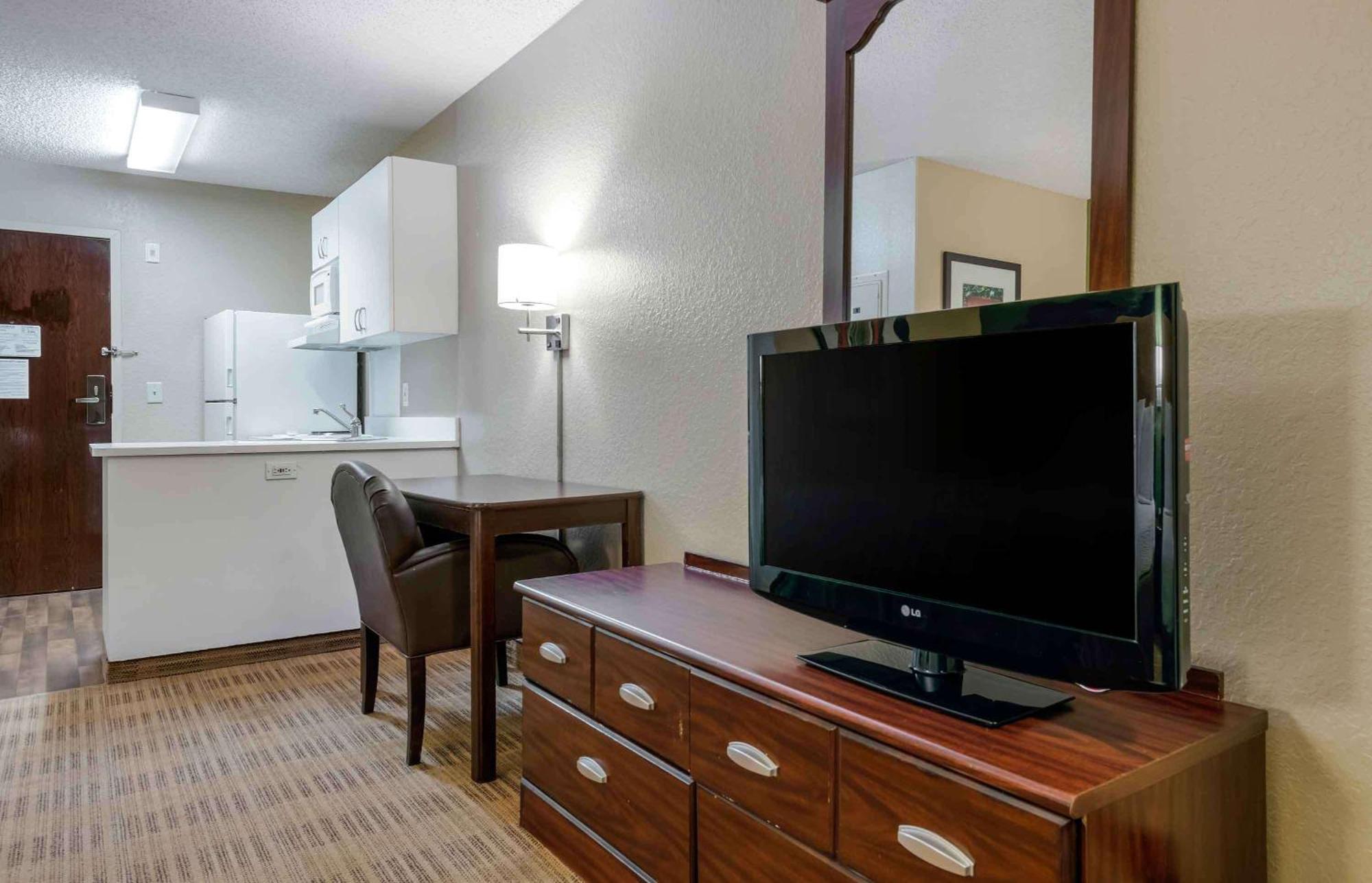 Extended Stay America Select Suites - Orlando - Conven Ctr - Sports Complex Williamsburg Zewnętrze zdjęcie